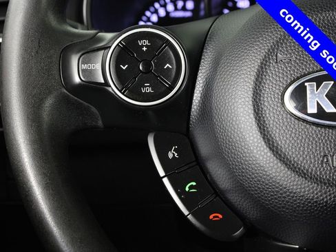 Used 2015 Kia Soul Base image 22