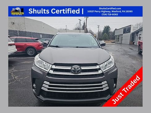 Used 2019 Toyota Highlander XLE image 1
