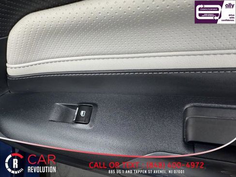 Used 2024 Ford Mustang Premium RWD image 56