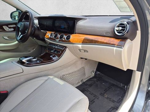 Used 2019 Mercedes-Benz E 300 image 20