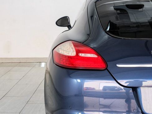 Used 2010 Porsche Panamera Turbo AWD/4WD image 53