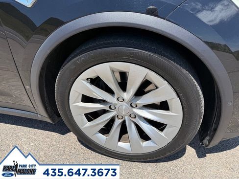 Used 2016 Tesla Model X 90D AWD/4WD image 9
