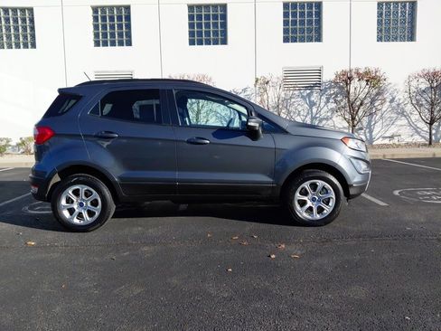 Used 2020 Ford EcoSport SE image 9