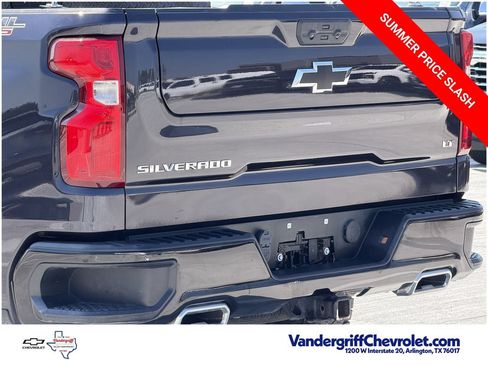 Used 2024 Chevrolet Silverado 1500 LT Trail Boss w/ Convenience Package II AWD/4WD image 6