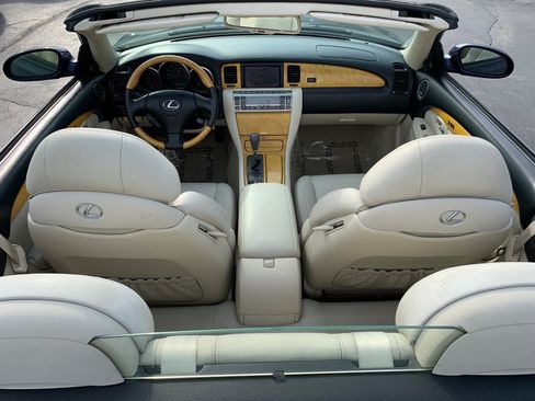 Used 2002 Lexus SC 430 Convertible RWD image 9