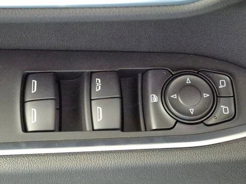 New 2026 Chevrolet Silverado 1500 RST w/ LPO, Dark Essentials Package AWD/4WD image 16