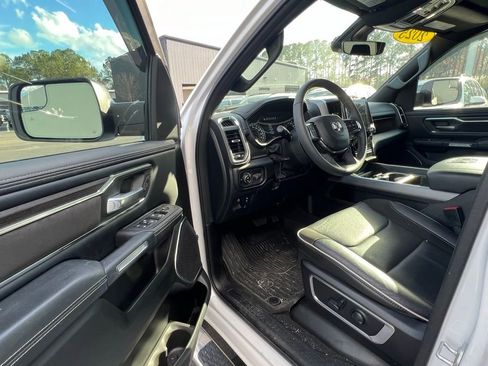 Used 2025 RAM 1500 Laramie w/ Sport Appearance Package AWD/4WD image 21