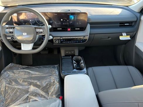 New 2026 Hyundai Ioniq 5 SEL image 14