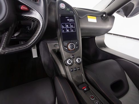 Used 2014 McLaren P1 image 27