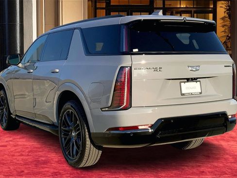 New 2026 Cadillac Escalade IQL Sport 1 w/ LPO, ONYX Package image 4