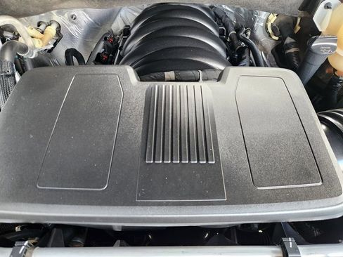 Used 2023 GMC Yukon AT4 w/ AT4 Premium Plus Package image 34