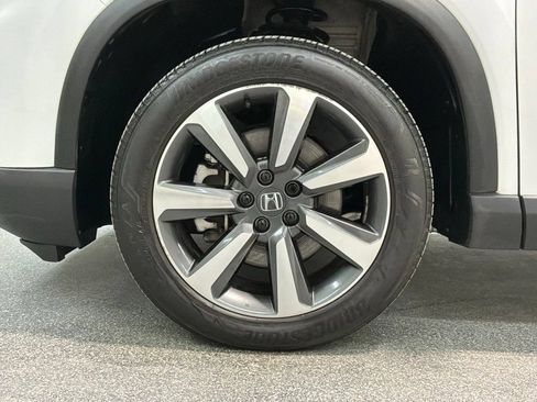 Used 2024 Honda Pilot Elite image 32