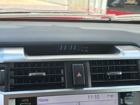 Used 2024 Toyota 4Runner SR5 image 31