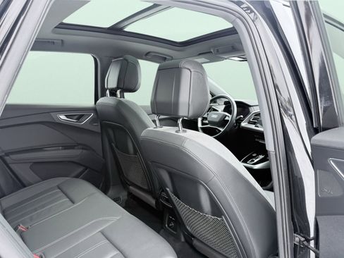 Used 2023 Audi Q4 e-tron Premium Plus w/ Premium Plus image 51