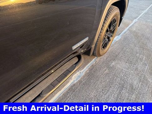 Used 2020 GMC Sierra 1500 Elevation w/ Elevation Value Package image 14