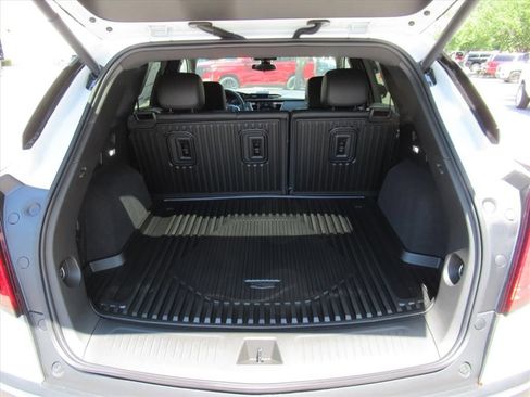 New 2026 Cadillac XT5 Luxury w/ LPO, Floor Liner Package FWD image 29