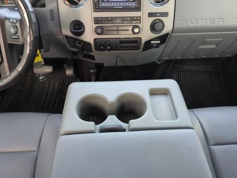 Used 2013 Ford F250 XLT w/ XLT Interior Pkg AWD/4WD image 19