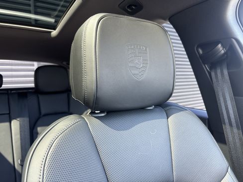New 2025 Porsche Macan S AWD/4WD image 25