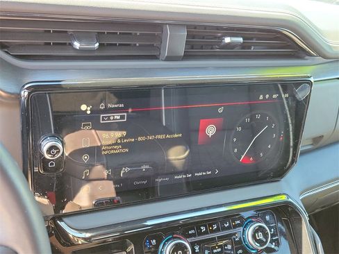 Used 2024 GMC Sierra 1500 AT4X image 34