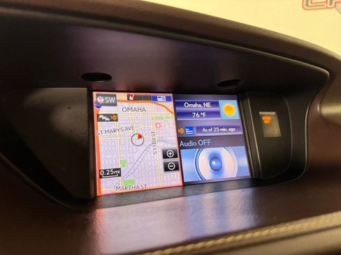 Used 2016 Lexus ES 350 ES 350 Sedan 4D w/ Luxury Package w/Wood Trim image 20