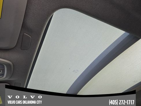 Certified 2024 Volvo XC40 B5 Core w/ Protection Package Premier image 24