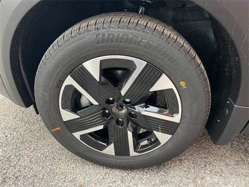 New 2026 Nissan Kicks SV w/ SV Premium Package AWD/4WD image 21