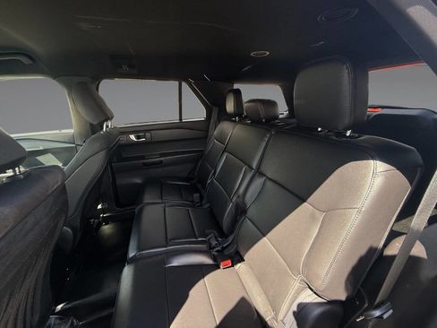 Used 2020 Ford Explorer 4WD Police Interceptor image 25