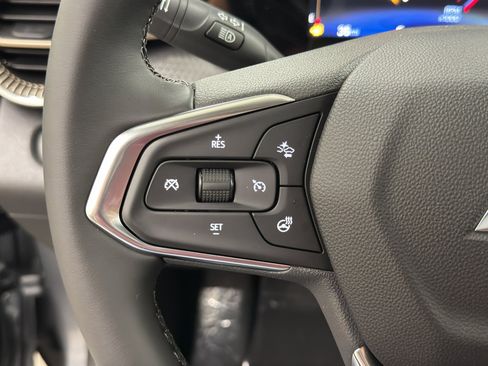 New 2026 Chevrolet Trax ACTIV FWD image 18