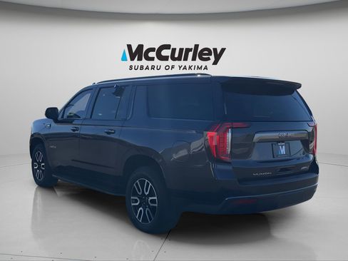 Used 2023 GMC Yukon XL AT4 image 4