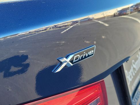 Used 2018 BMW 530i xDrive w/ Premium Package image 5