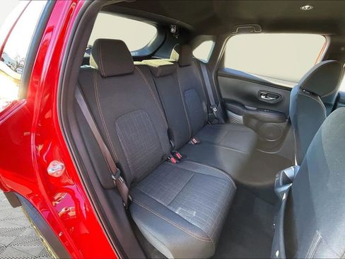 Certified 2025 Honda HR-V Sport image 17