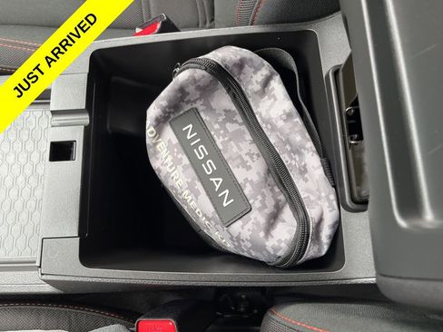 Used 2024 Nissan Frontier PRO-4X w/ Technology Package image 28