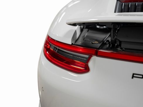 Used 2019 Porsche 911 Carrera 4S image 19