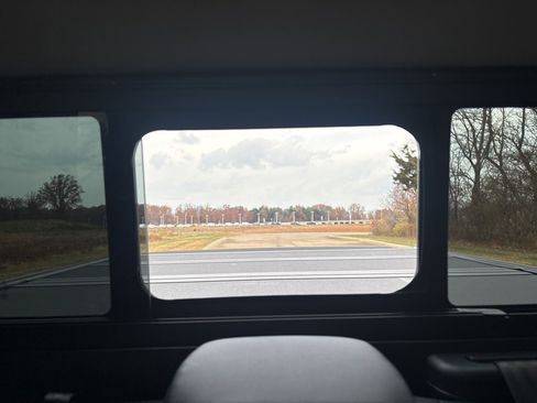 Used 2023 Ford Maverick Lariat w/ Lariat Luxury Package image 33