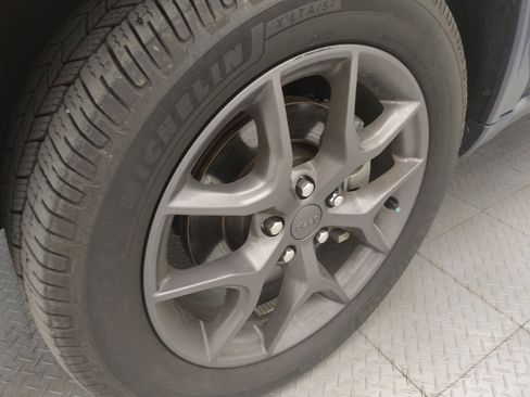 Used 2021 Jeep Grand Cherokee Limited w/ Quick Order Package 28K 80th AWD/4WD image 31