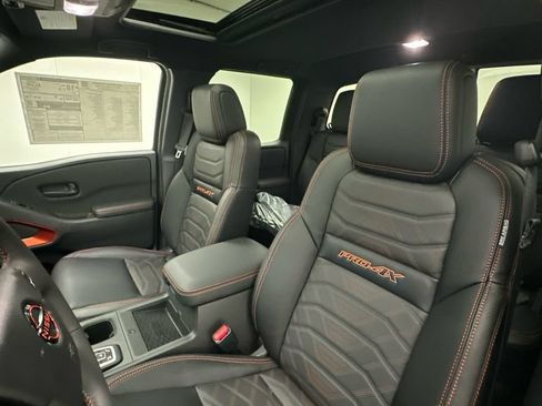New 2026 Nissan Frontier PRO-4X w/ Pro Premium Package AWD/4WD image 9