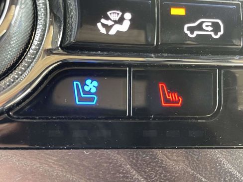 Used 2022 Lincoln Aviator Reserve w/ Equipment Group 201A AWD/4WD image 19