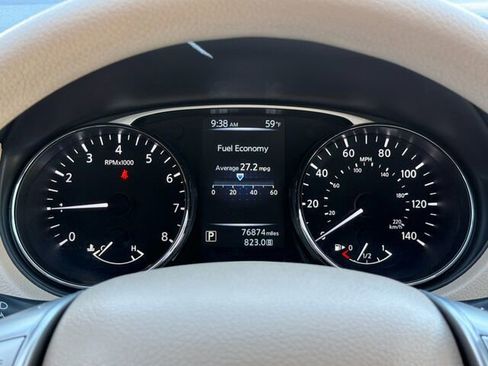 Used 2015 Nissan Rogue S image 29