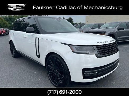 Used 2025 Land Rover Range Rover Long Wheelbase SE AWD/4WD image 3