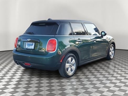 Used 2018 MINI Cooper 4-Door Hardtop image 6