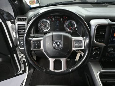 Used 2022 RAM 1500 Warlock AWD/4WD image 19
