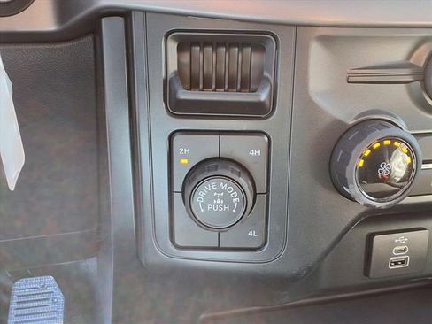 New 2025 Ford F150 XL w/ Equipment Group 103A High image 10