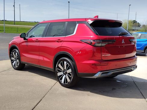 New 2026 Mitsubishi Outlander SE AWD/4WD image 19