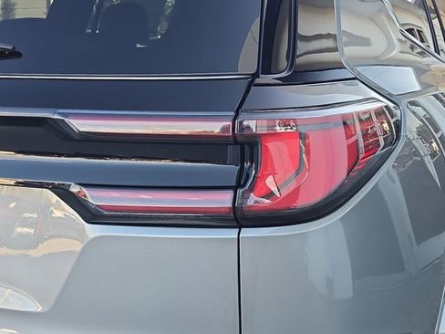 New 2026 GMC Acadia Denali w/ Super Cruise Package FWD image 8
