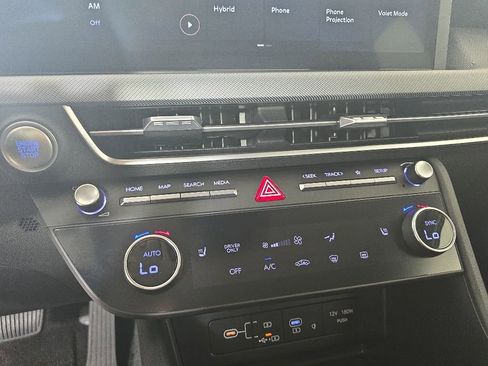 Used 2025 Hyundai Sonata SEL FWD image 20