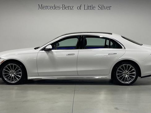 Used 2024 Mercedes-Benz S 580 4MATIC Sedan image 2