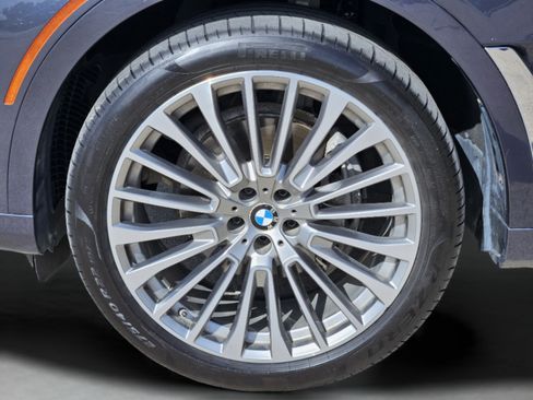 Used 2019 BMW X7 xDrive40i w/ Premium Package AWD/4WD image 34