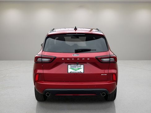 Used 2024 Ford Escape ST-Line w/ Tech Pack #1 image 8