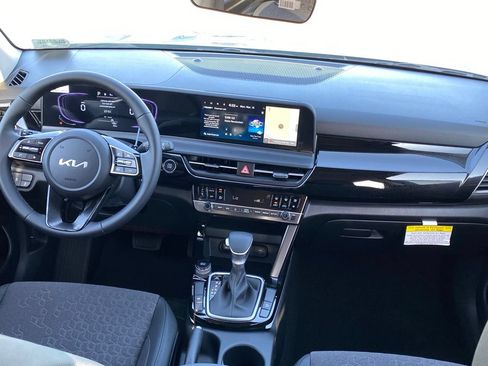 New 2026 Kia Seltos S FWD image 24