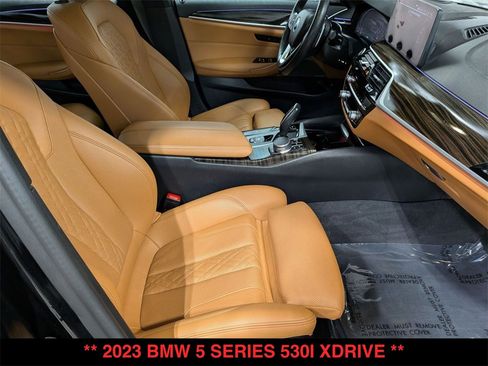 Certified 2023 BMW 530i xDrive w/ Premium Package image 30
